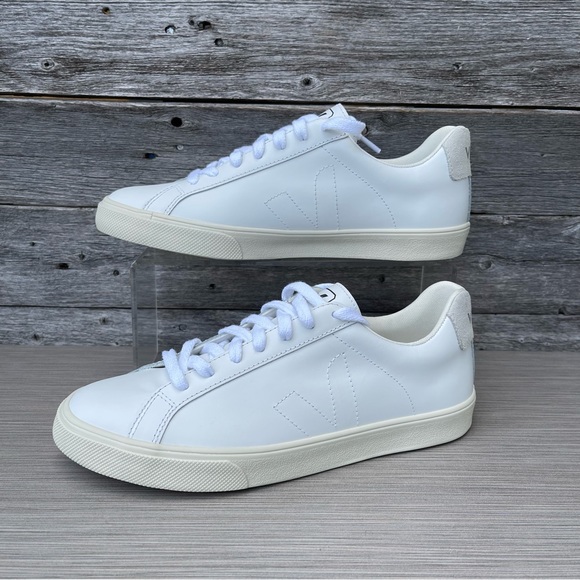 Veja Shoes - Veja Esplar Sneaker Women’s size 7 NWOT